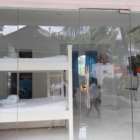 Rrj'S Beach Resort ออสลอบ ภายนอก รูปภาพ